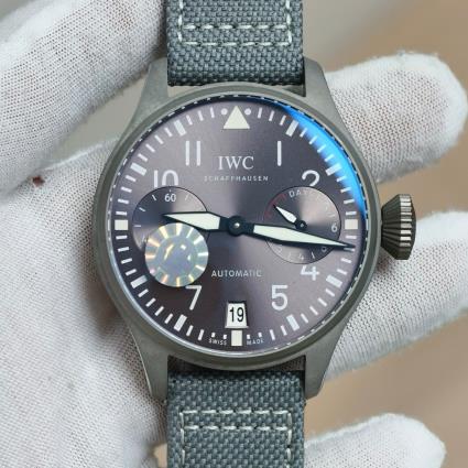 ZF新品 IWC大型飞行员系列 紫灰盘大尺寸45mm 纯钛表壳表扣 做工顶级